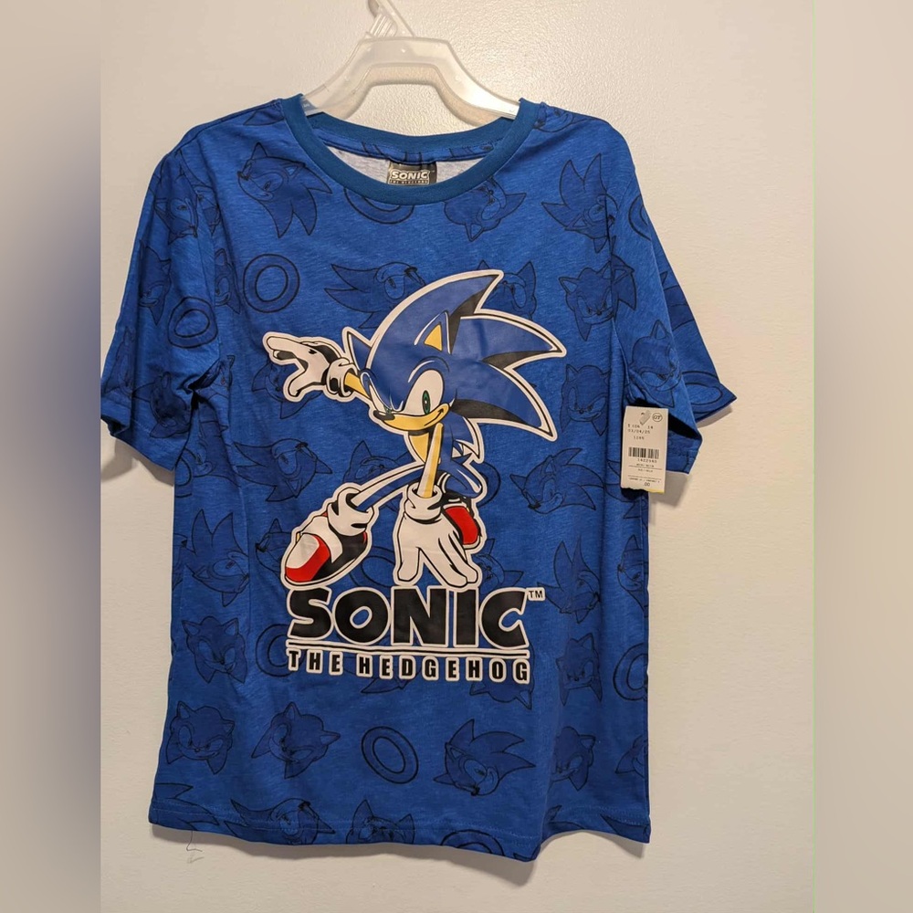 NWT Sonic The Hedgehog Kids SZ L (12/14) short sleeve shirt